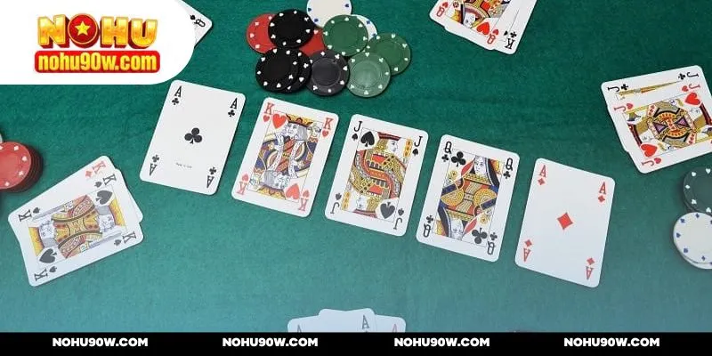 Bảo vệ chốt trong bài Phỏm NOHU90